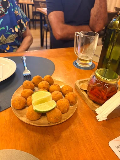 Bolinho de bacalhau crocante por fora 🐟
